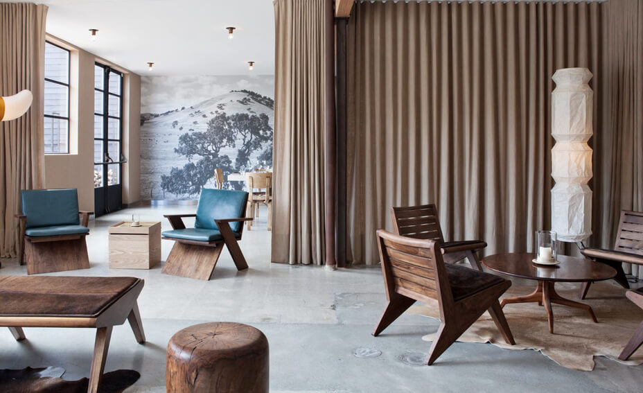 Lounge area